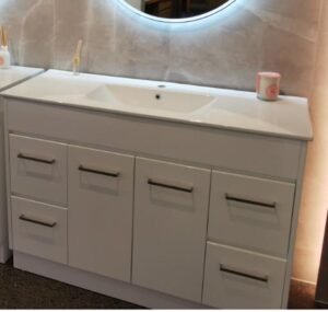 Seaspray WK Vanity Ceramic Top 1200mm 1TH