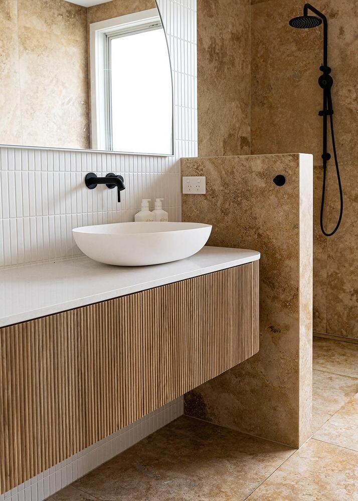 Waverley 1500 AD Wall Hung Vanity Right Hand Bowl Cherry PieTop - Image 2