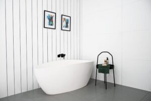 Tranquil Plus Freestanding Bath 1700mm Matte White