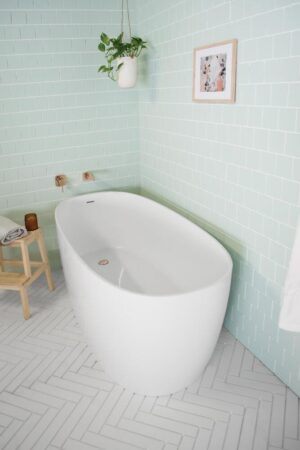 Submerge Bath 1600 Gloss White